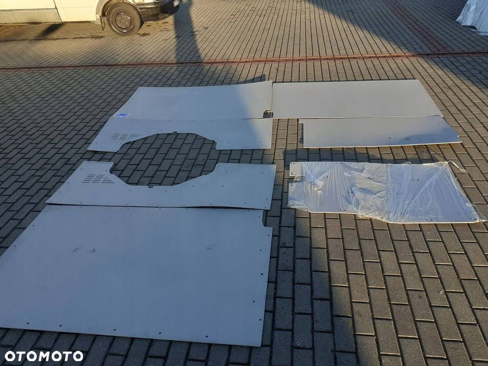 TAPICERKA BOCZKI NA PAKE PAKI FORD TRANSIT MK8 - 4