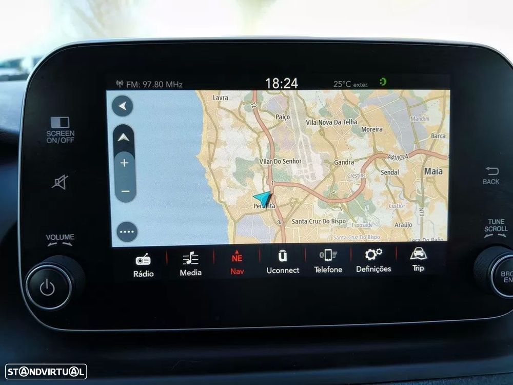 Fiat Tipo Station Wagon 1.3 M-Jet Lounge Tech - 23