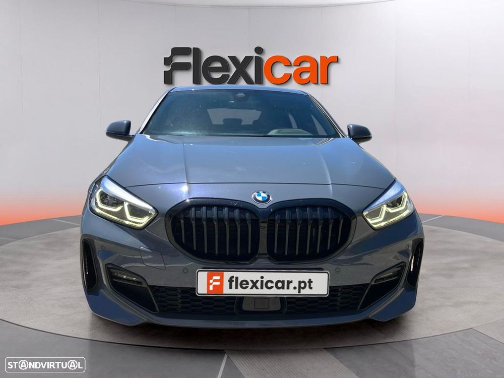 BMW 118 i Pack Desportivo M Auto - 2