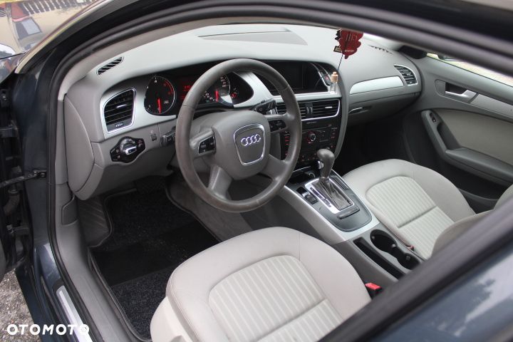Audi A4 Limousine - 7