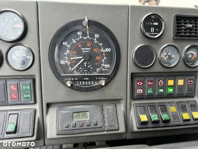 Grove GMK 3050 - 13