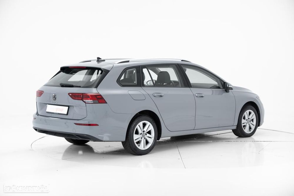 VW Golf Variant 2.0 TDi Life DSG - 4