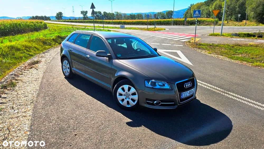 Audi A3 Sportback 1.6 TDI Attraction - 6
