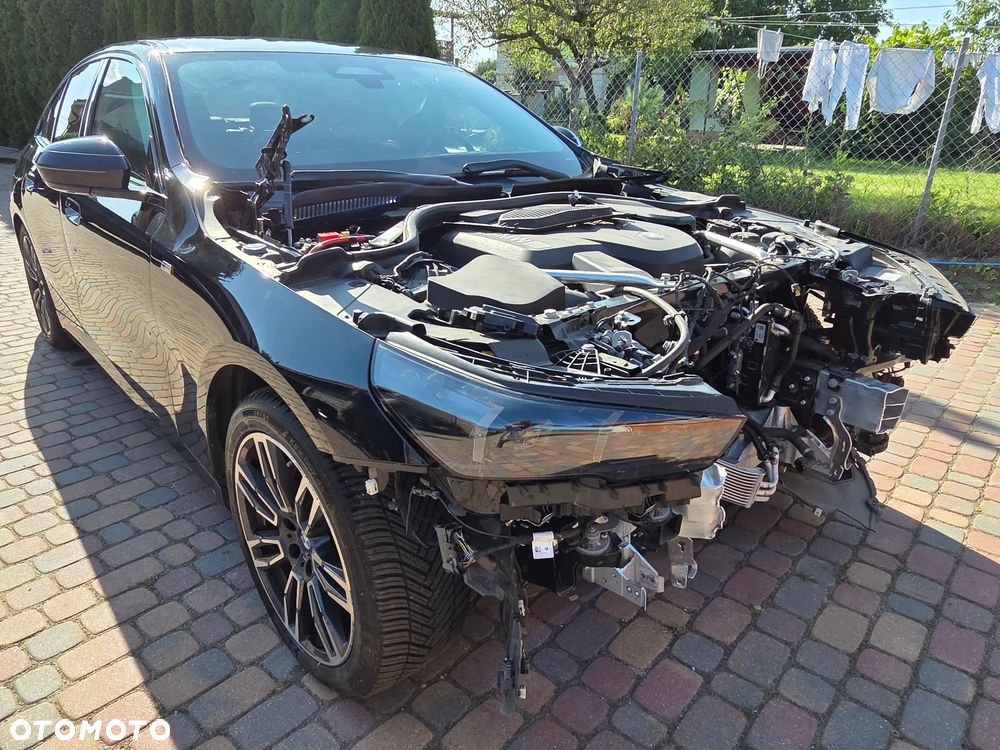 BMW Seria 5 520i M Sport Edition - 8