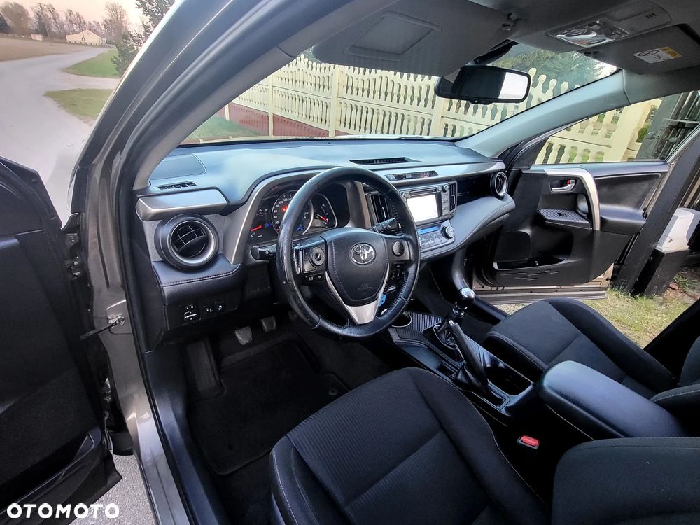 Toyota RAV4 2.0 D-4D 4x4 Edition - 9