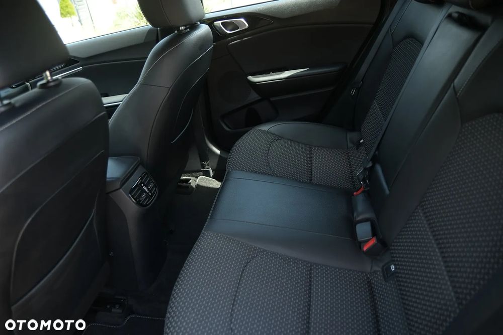 Kia XCeed 1.6 T-GDI OPF DCT7 XDITION - 21