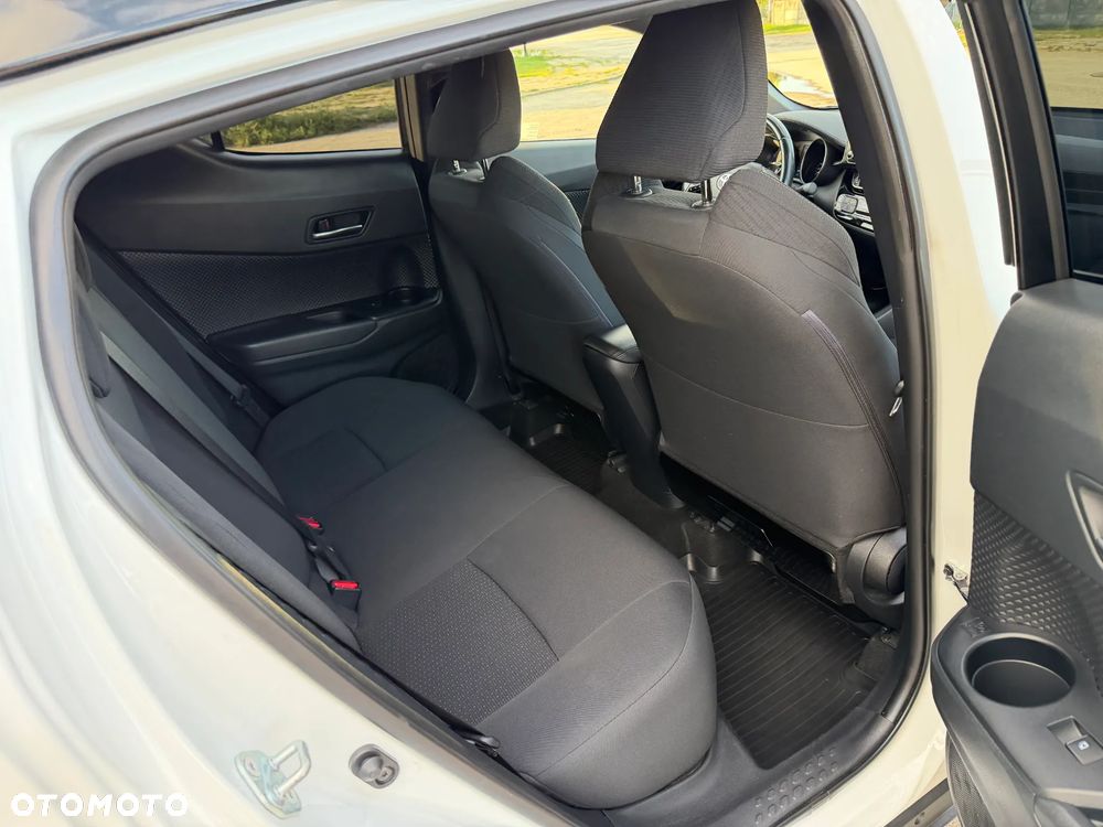 Toyota C-HR 1.2 T Premium - 17