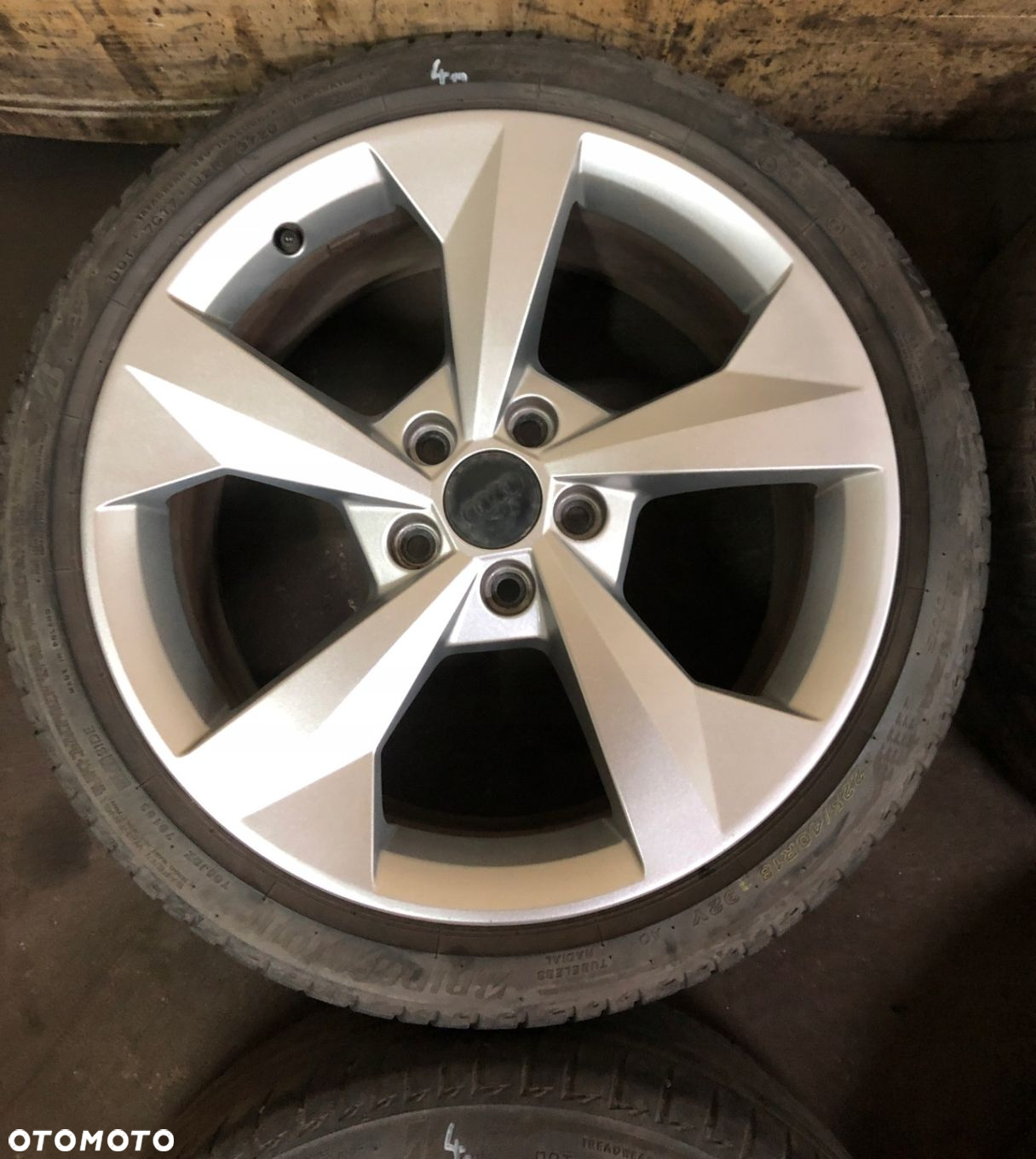 FELGI KOŁA AUDI A3 8Y A3 8V 8Y0601025J 8Jx18H2 ET46 5x112 57.1MM - 2