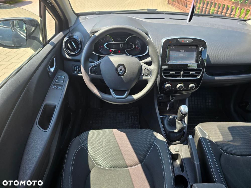 Renault Clio - 7