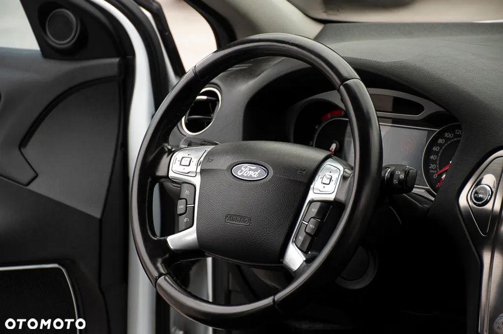 Ford Mondeo 2.0 TDCi Business Edition - 21
