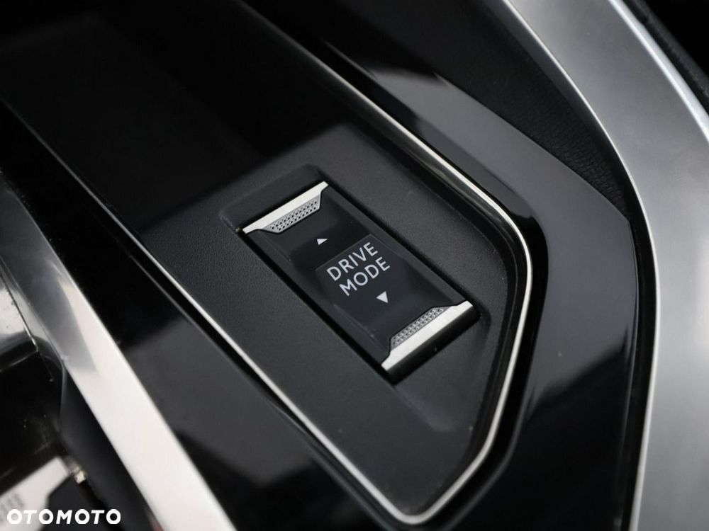 Peugeot 5008 1.5 BlueHDi Active Pack S&S EAT8 - 31