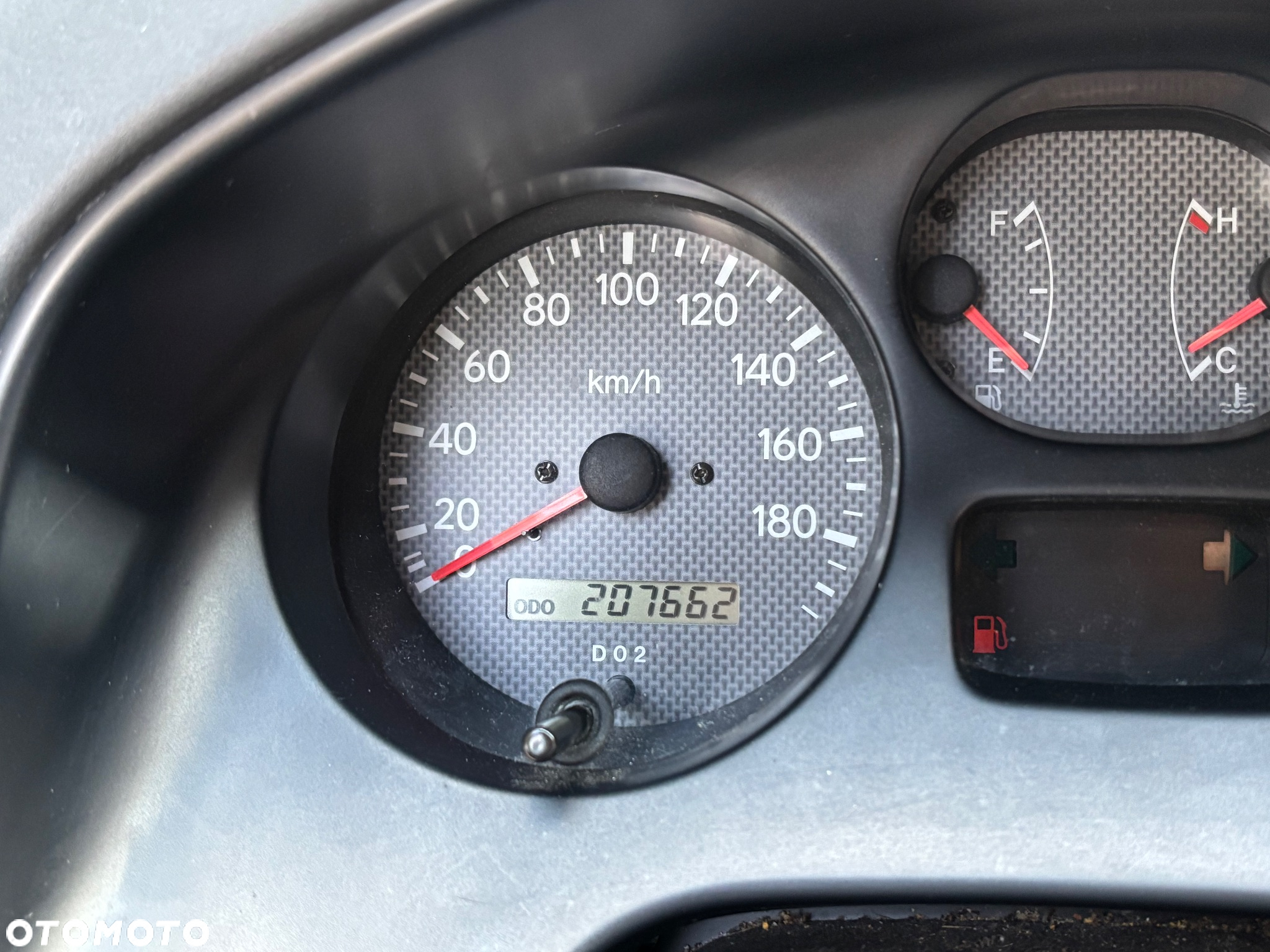 Toyota RAV4 - 22