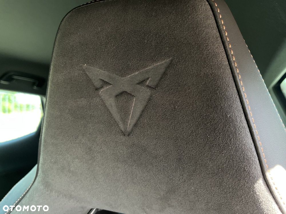 Cupra Formentor 1.5 eTSI mHEV DSG - 18
