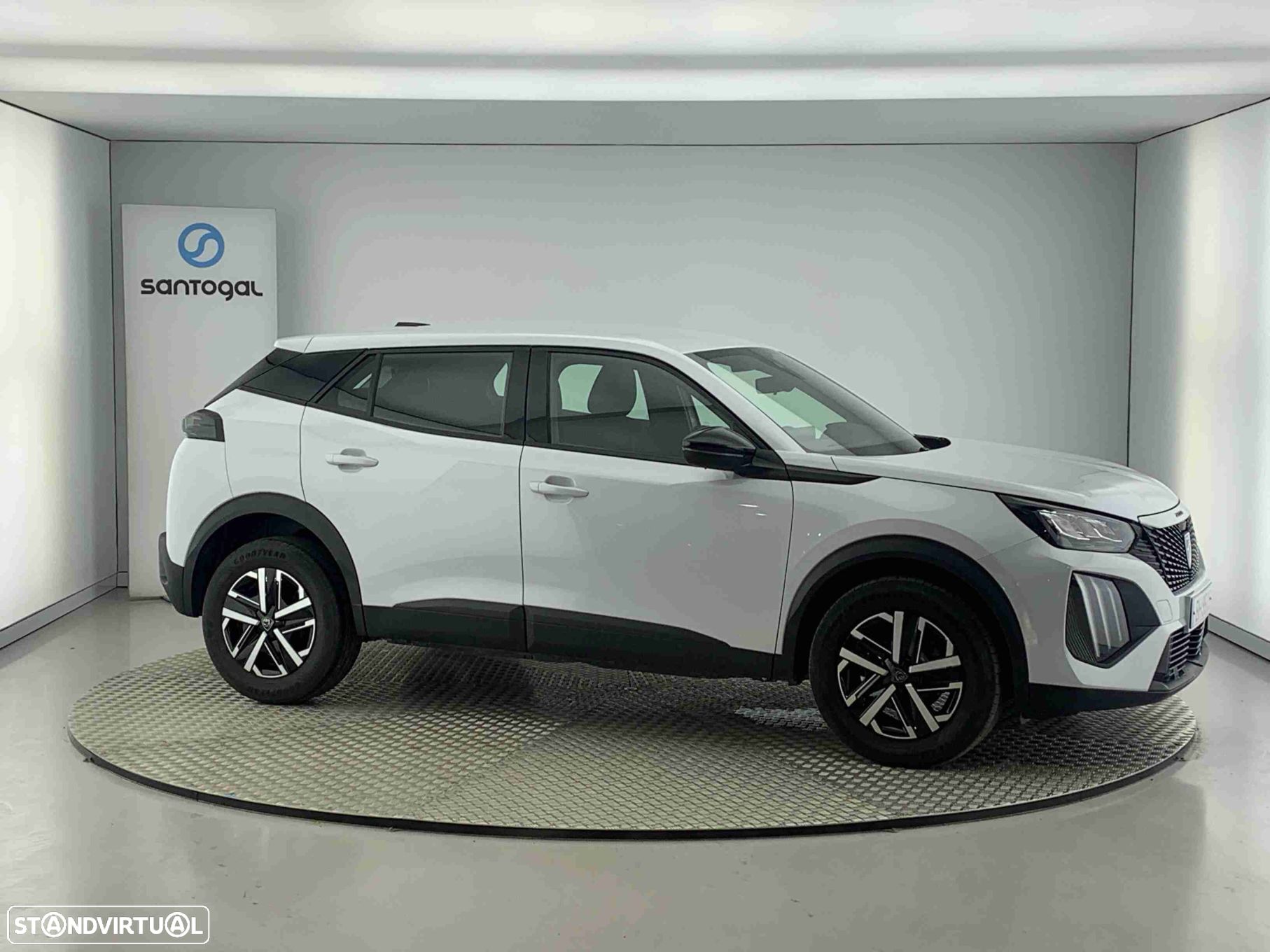 Peugeot 2008 1.2 PureTech Active - 1