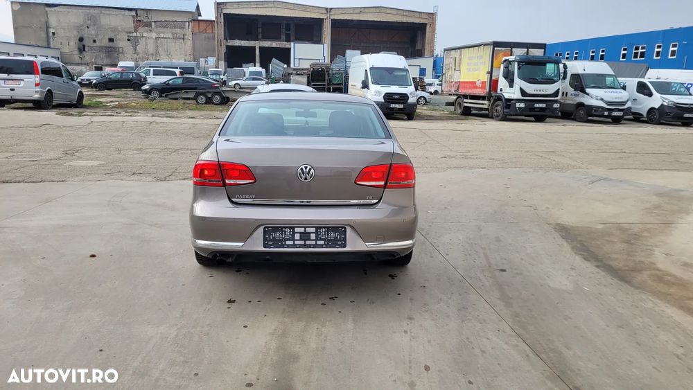 Volkswagen Passat 1.4 TSI BlueMotion Technology Comfortline - 6