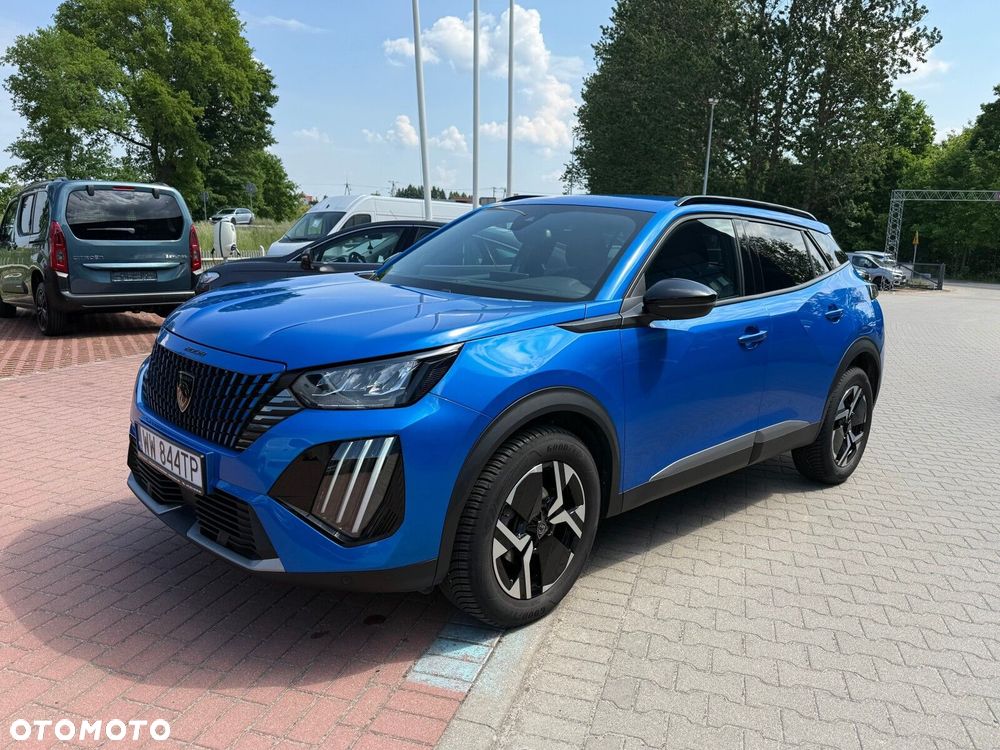 Peugeot 2008 - 8