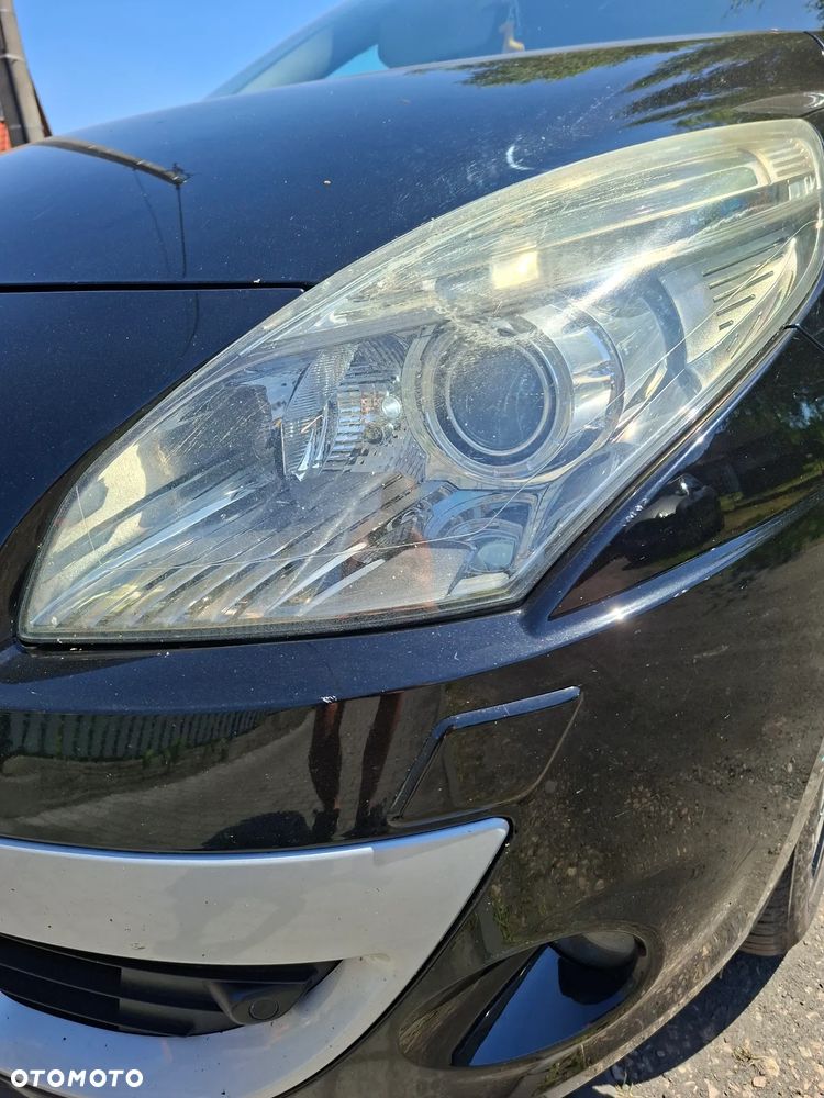 Renault Scenic 1.9 dCi Bose Edition - 8