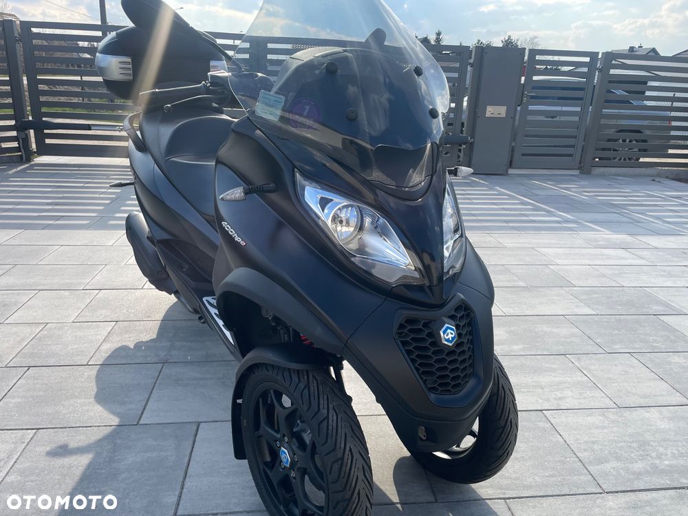 Piaggio MP-3 - 4