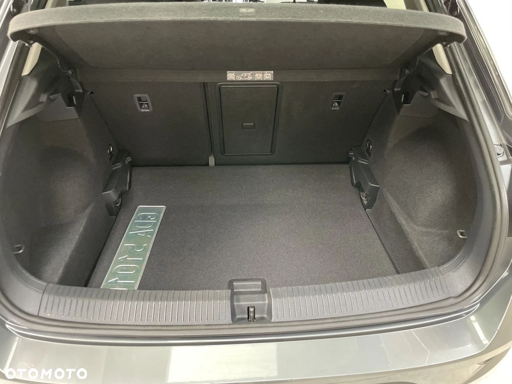 Volkswagen T-Roc 1.0 TSI Advance - 18