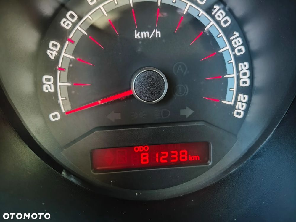 Kia Venga 1.6 Business Line - 19