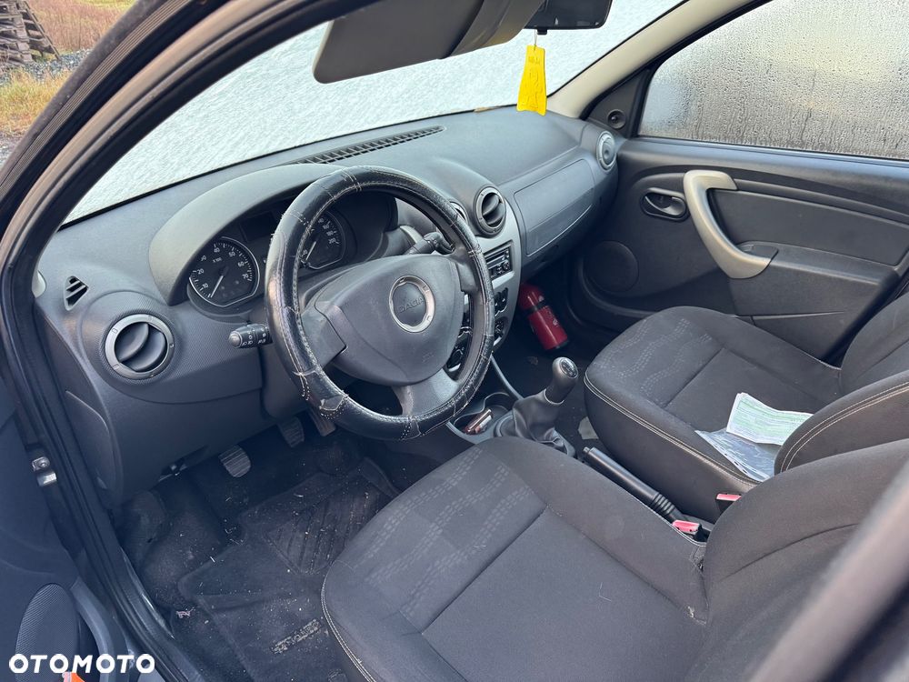 Dacia Sandero Stepway 1.5 dCi - 9