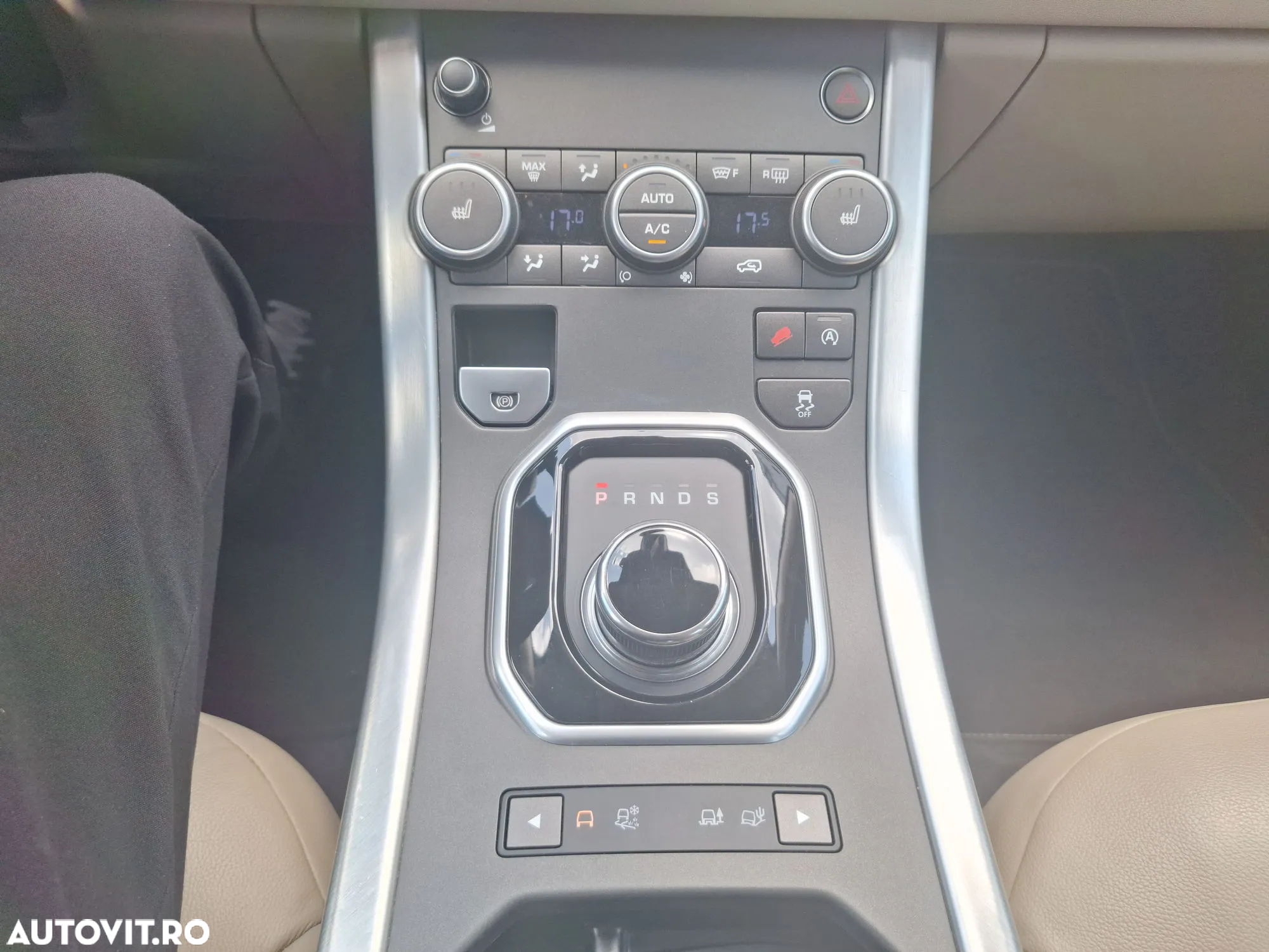 Land Rover Range Rover Evoque - 16