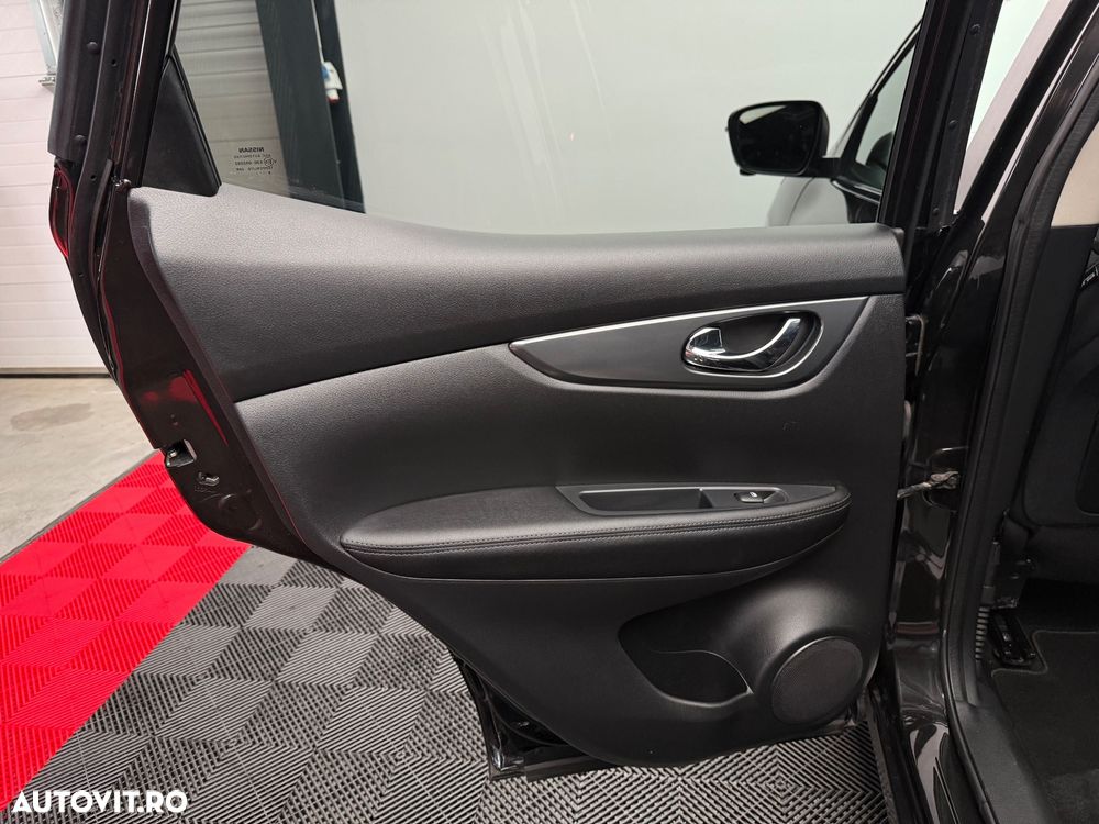 Nissan Qashqai 1.5 DCI N-CONNECTA - 19