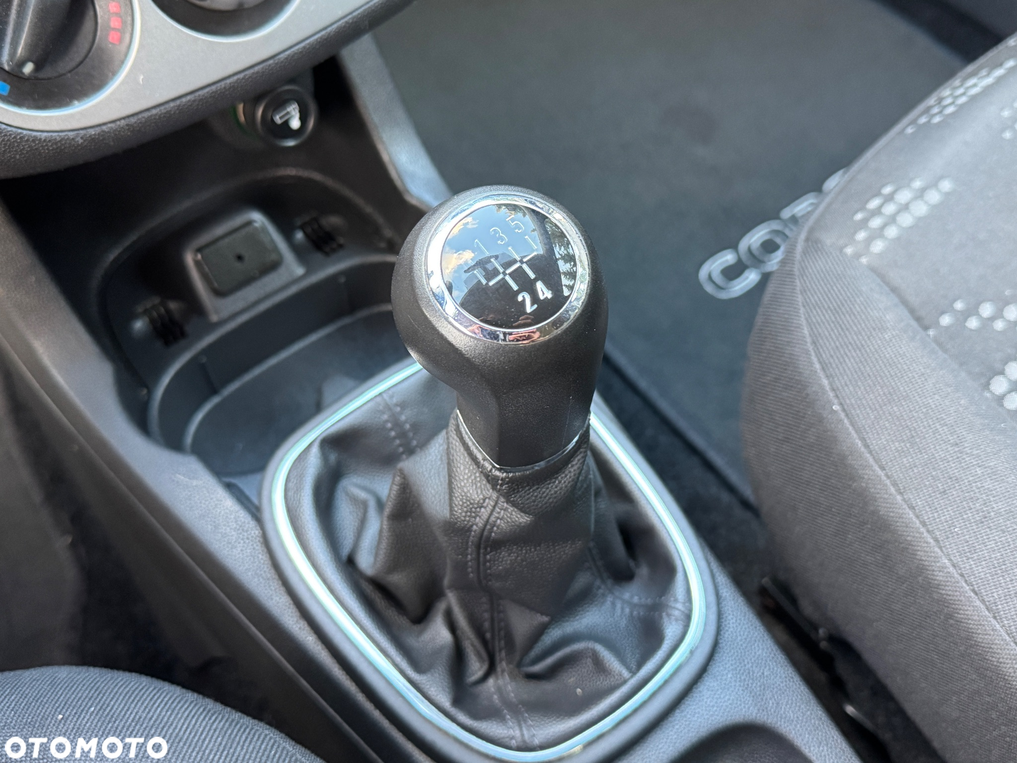 Opel Corsa 1.4 16V Satellite - 20