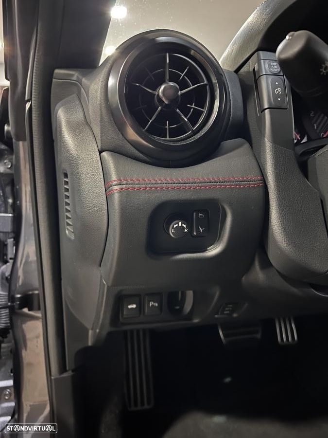 Nissan GT-R 3.8 V6 Nismo - 21