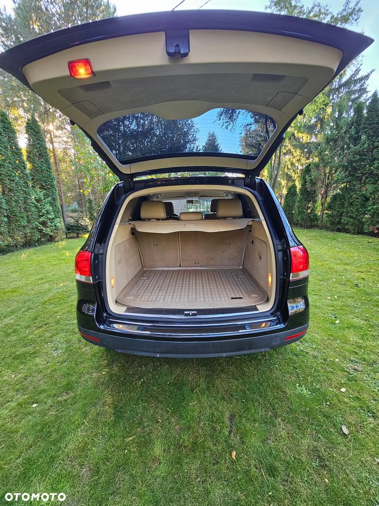 Volkswagen Touareg - 18