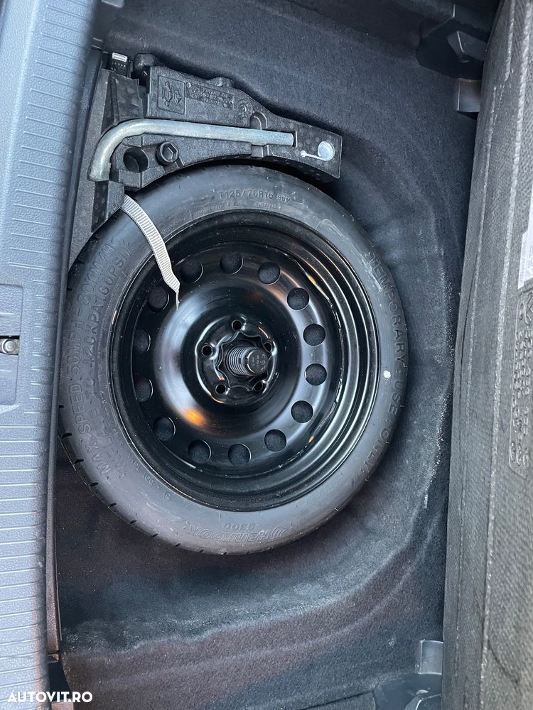 Volkswagen Golf - 19