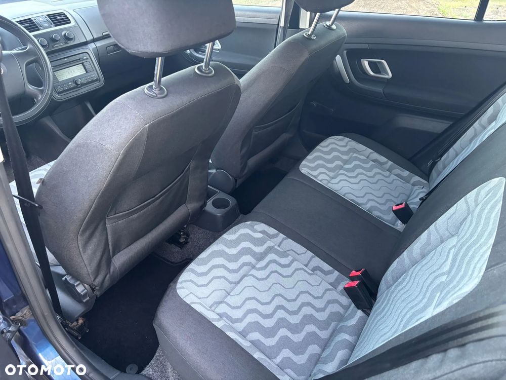 Skoda Fabia 1.4 16V Ambiente - 11