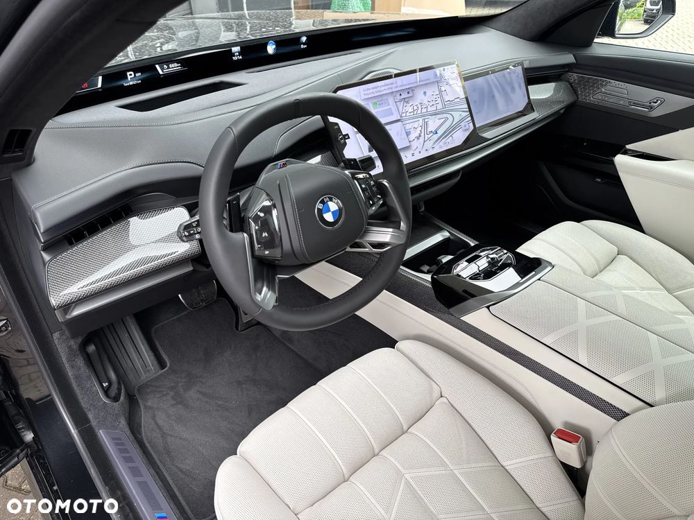 BMW Seria 7 - 10