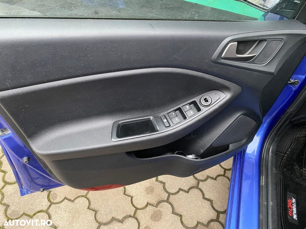 Hyundai i20 1.2 Passion - 21