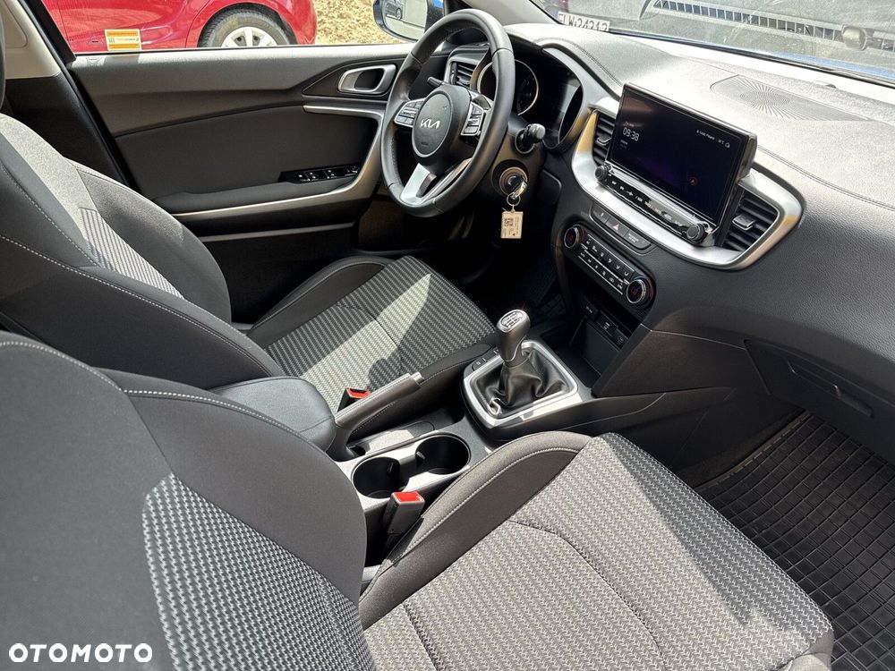 Kia Ceed 1.5 T-GDI M - 18