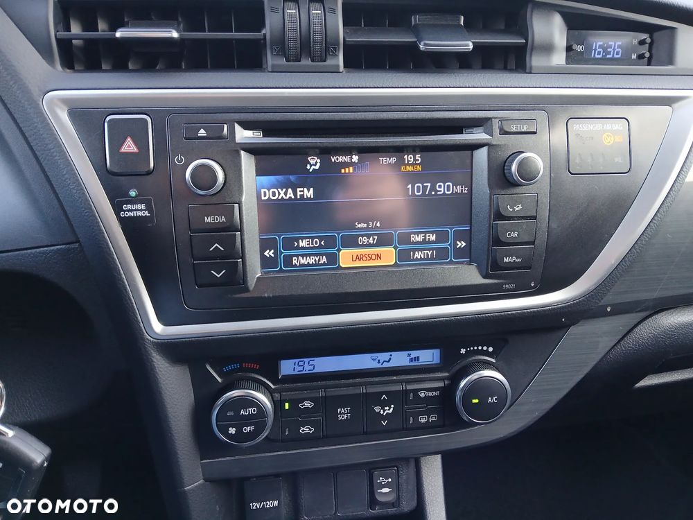 Toyota Auris 1.6 Valvematic Edition - 32