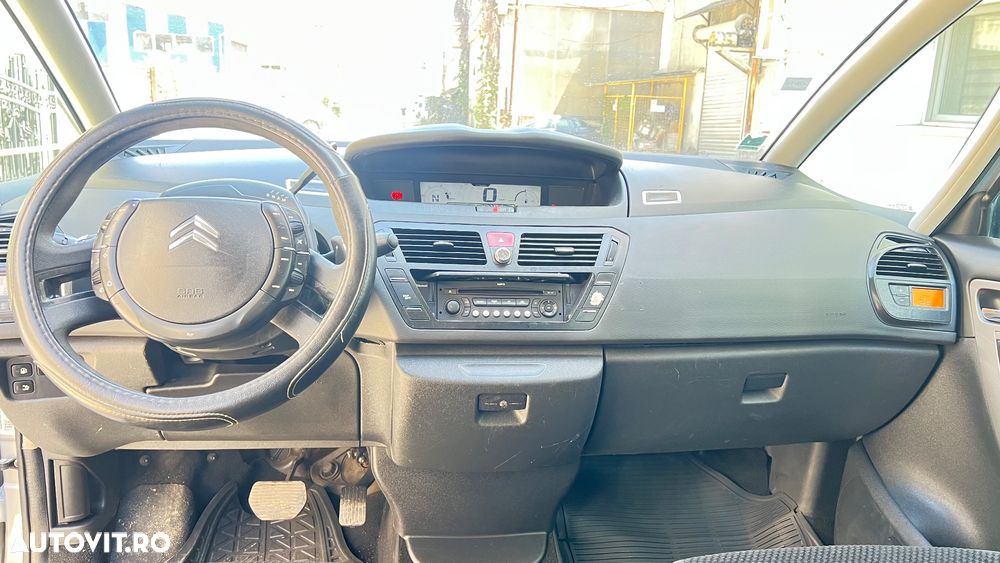 Citroën C4 Grand Picasso 1.6 HDi FAP ESG6 Confort - 6
