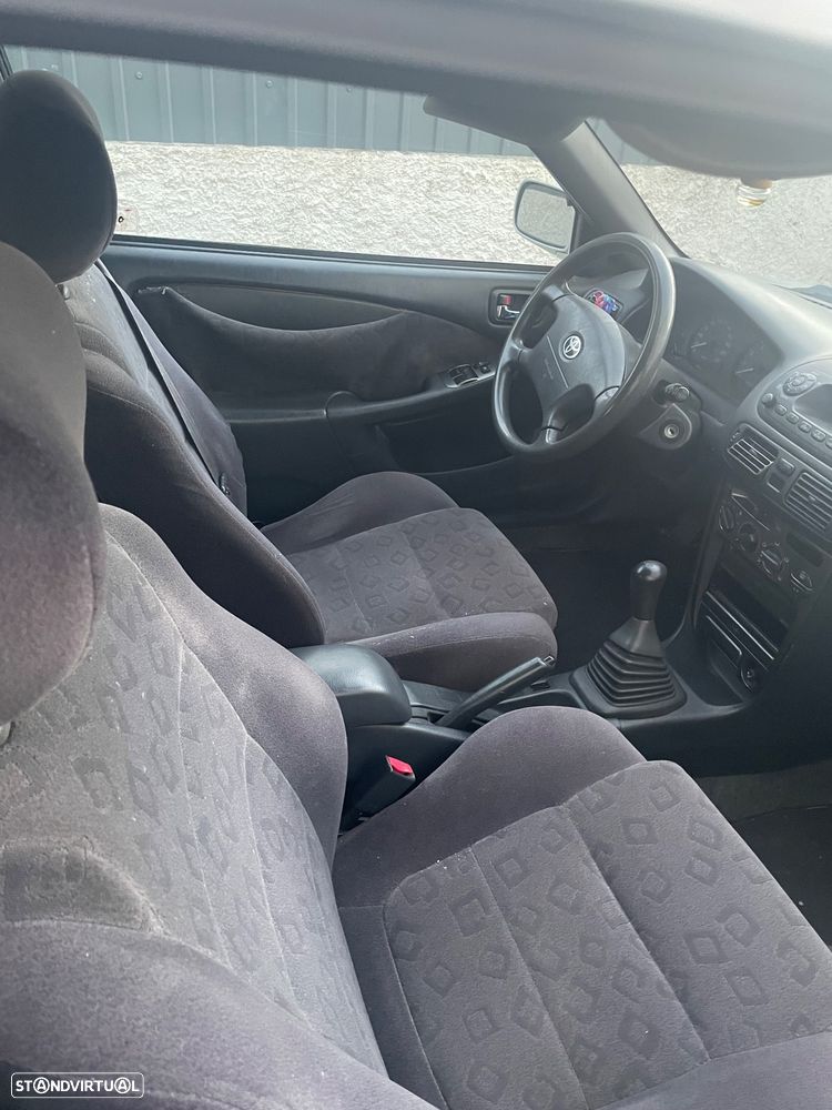 Toyota Corolla H/B 1.4 Base - 6