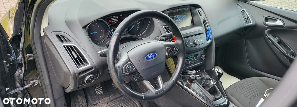 Ford Focus - 9