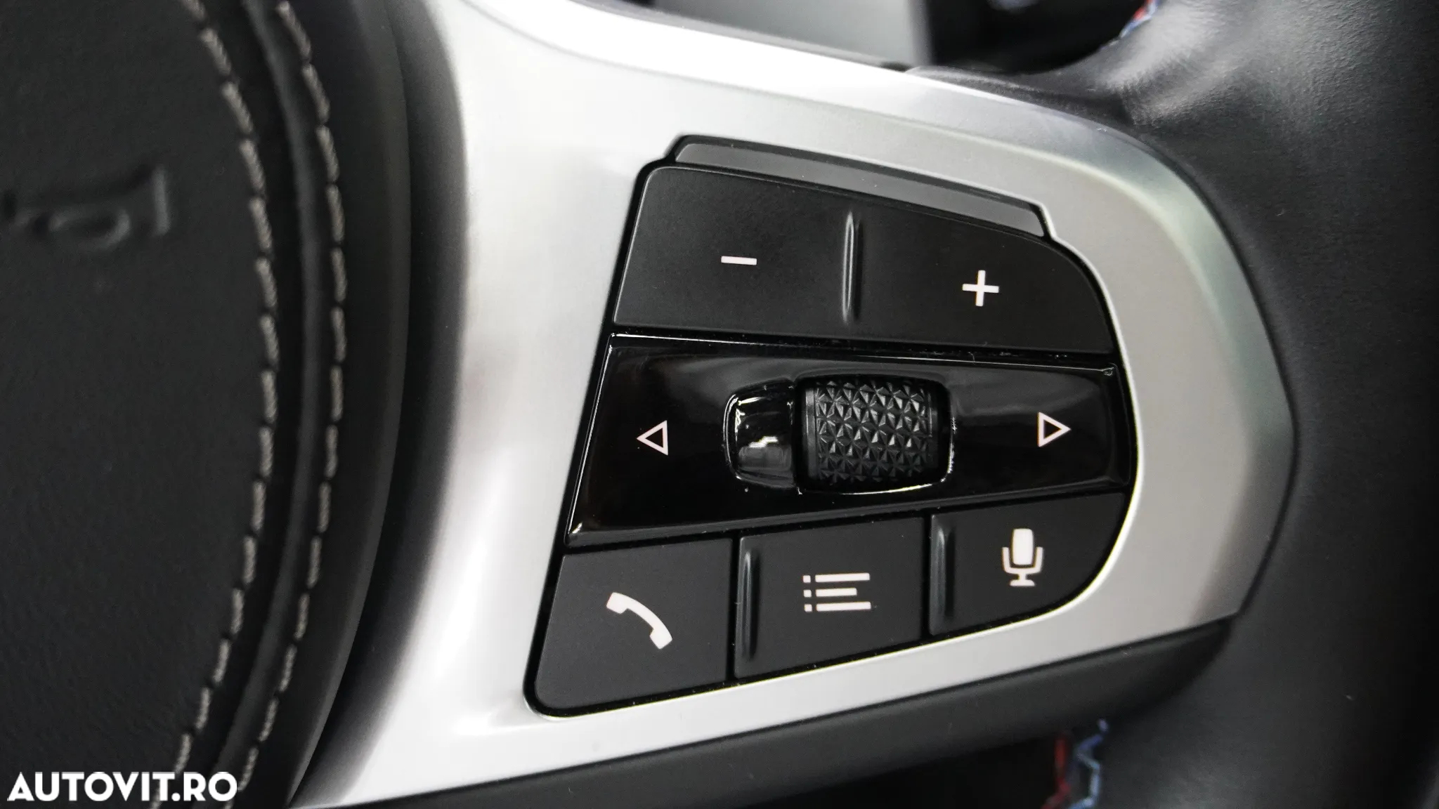 BMW X7 M60i xDrive AT MHEV - 36
