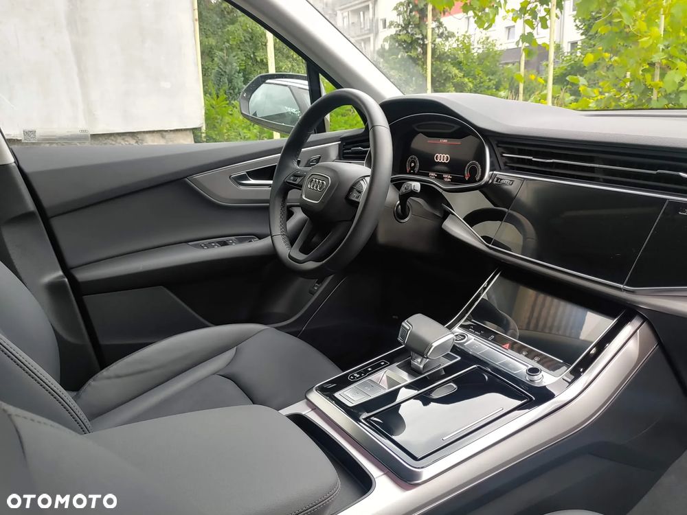 Audi Q7 - 6