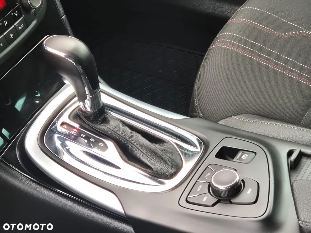 Opel Insignia 2.0 Turbo 150 Jahre - 23