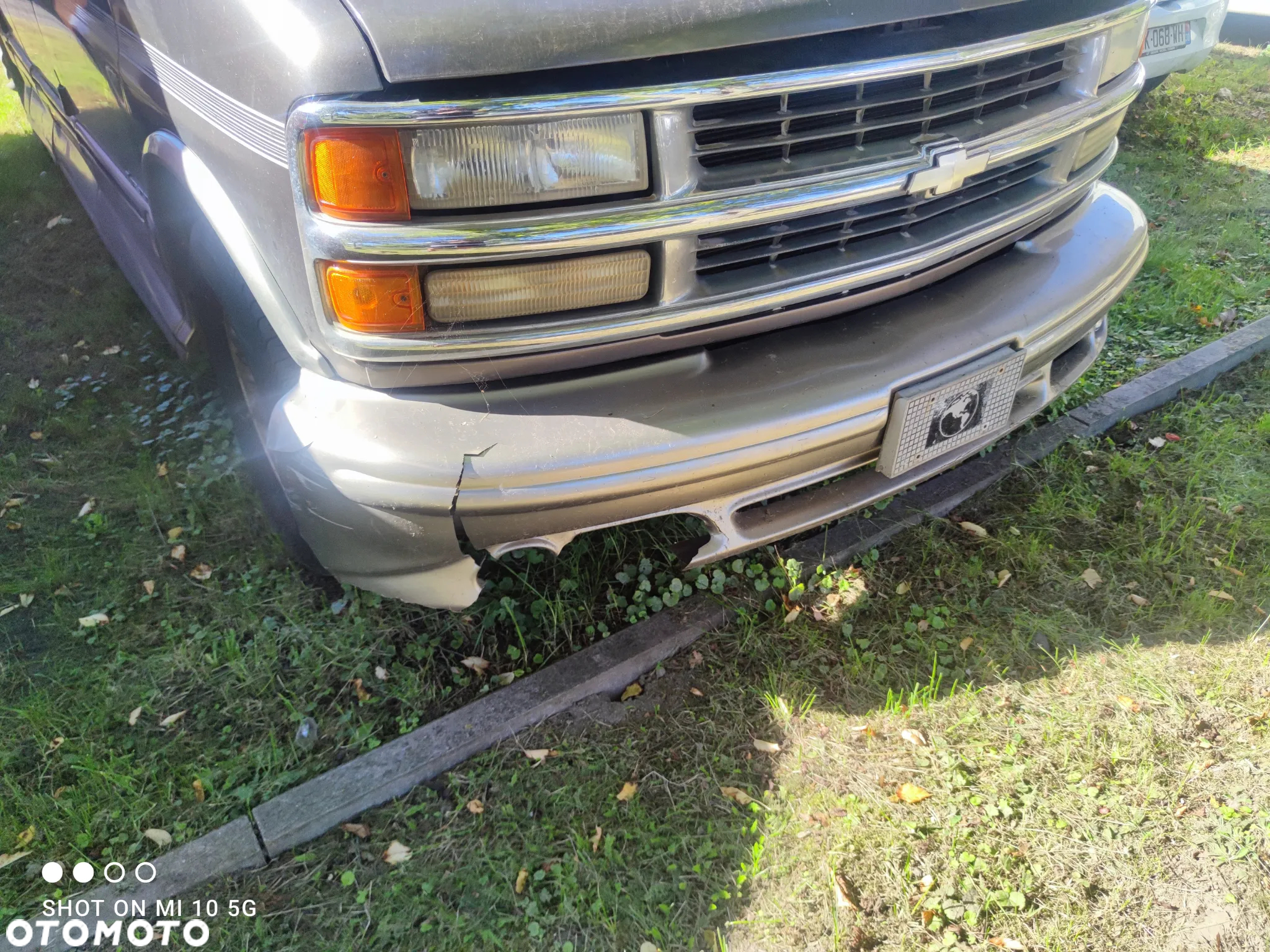 Chevrolet Express - 10