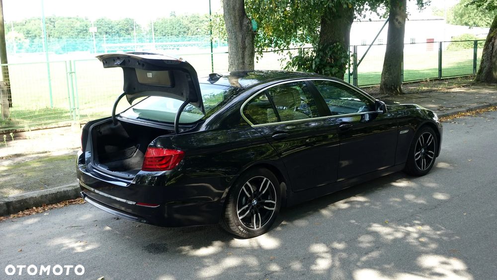 BMW Seria 5 520d Modern Line - 33