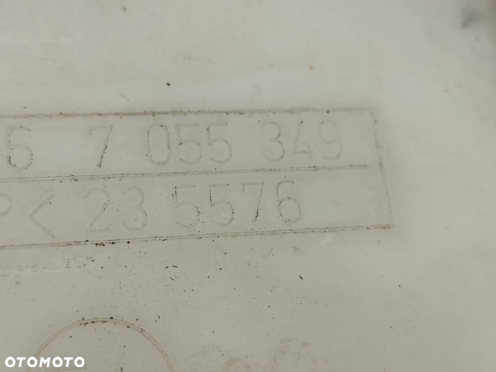 BMW E60 E61 Zbiornik płynu spryskiwaczy 7055349 7148068 - 5