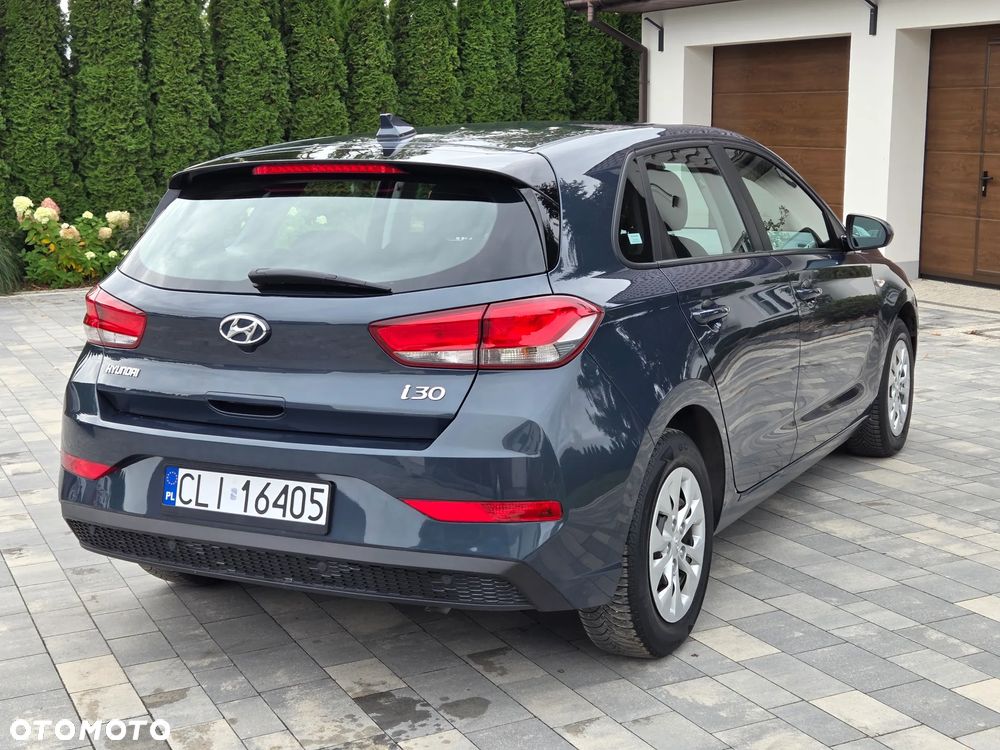 Hyundai i30 1.5 DPI Classic + - 39
