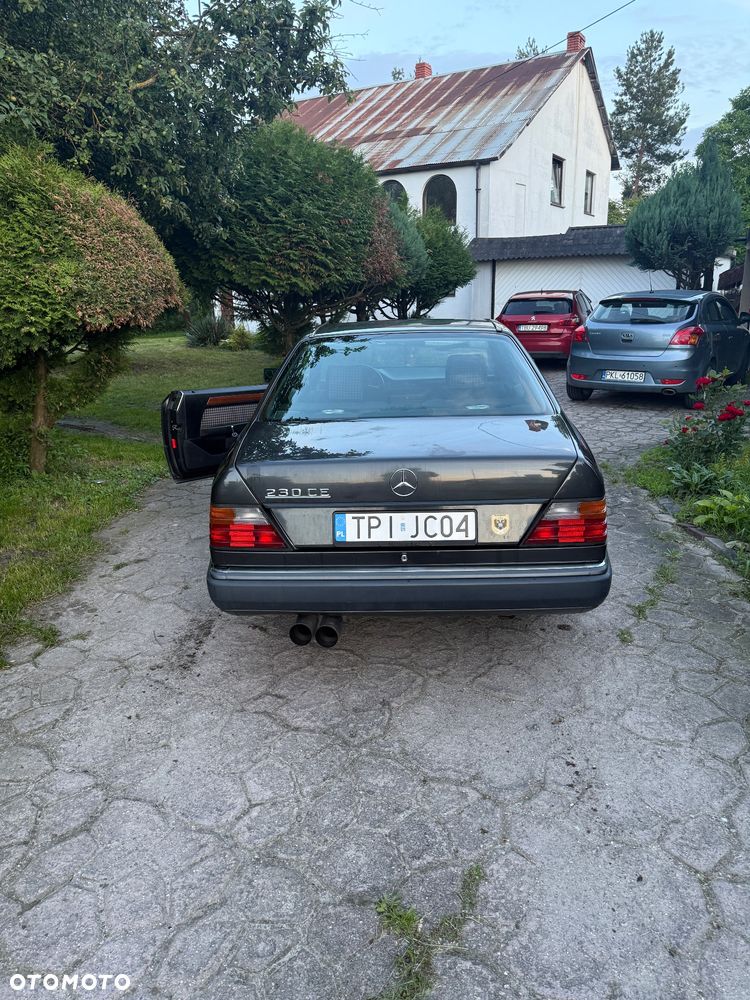 Mercedes-Benz W124 (1984-1993) - 9