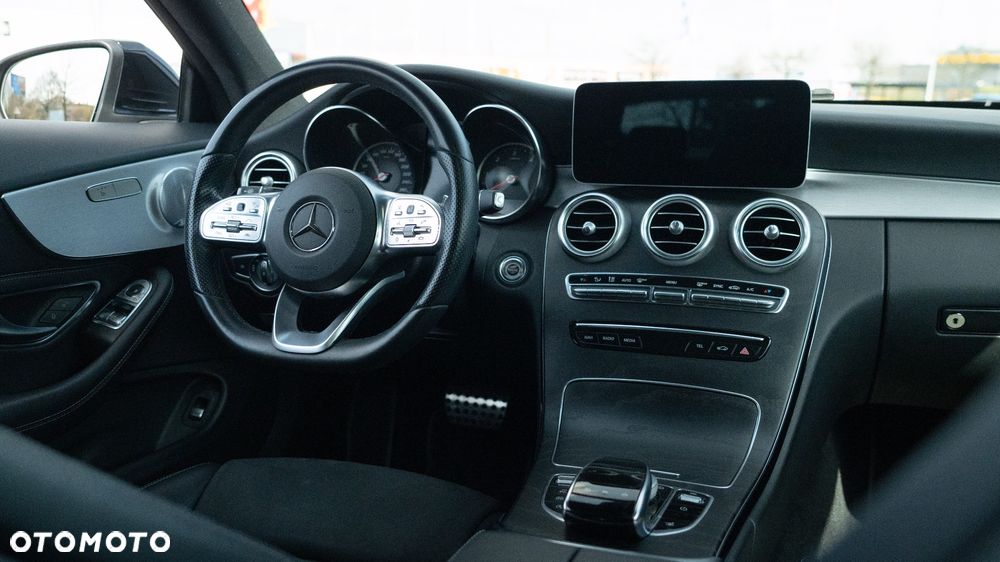 Mercedes-Benz Klasa C 300 d 9G-TRONIC AMG Line - 15