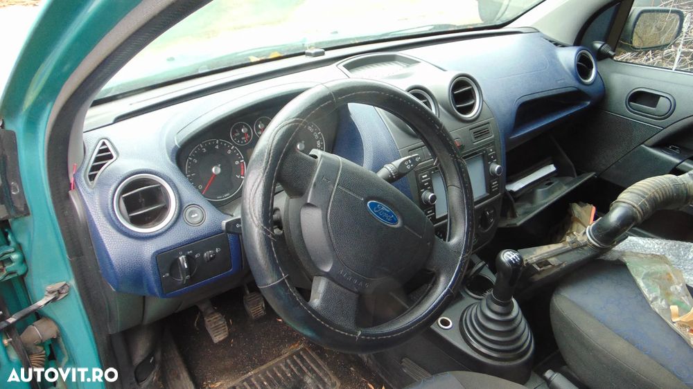 Piese Ford Fiesta motor 1.3 benzina an 2007 - 5