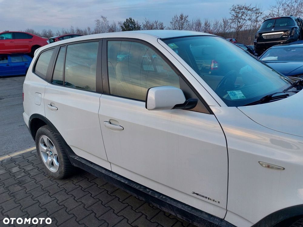 BMW X3 E83 lift LCI Drzwi przód prawe - 1